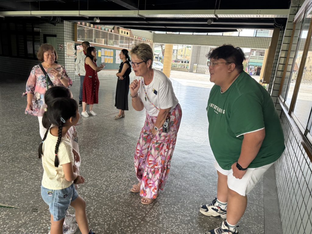 國際友人到校參訪