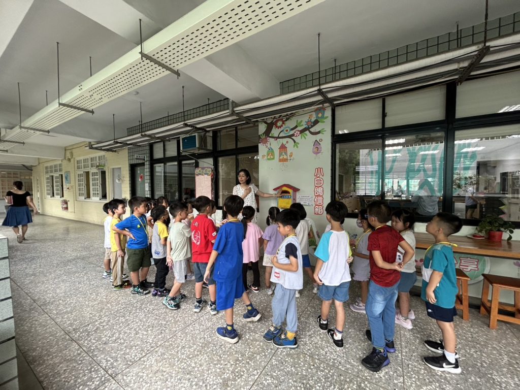 小一拜訪處室