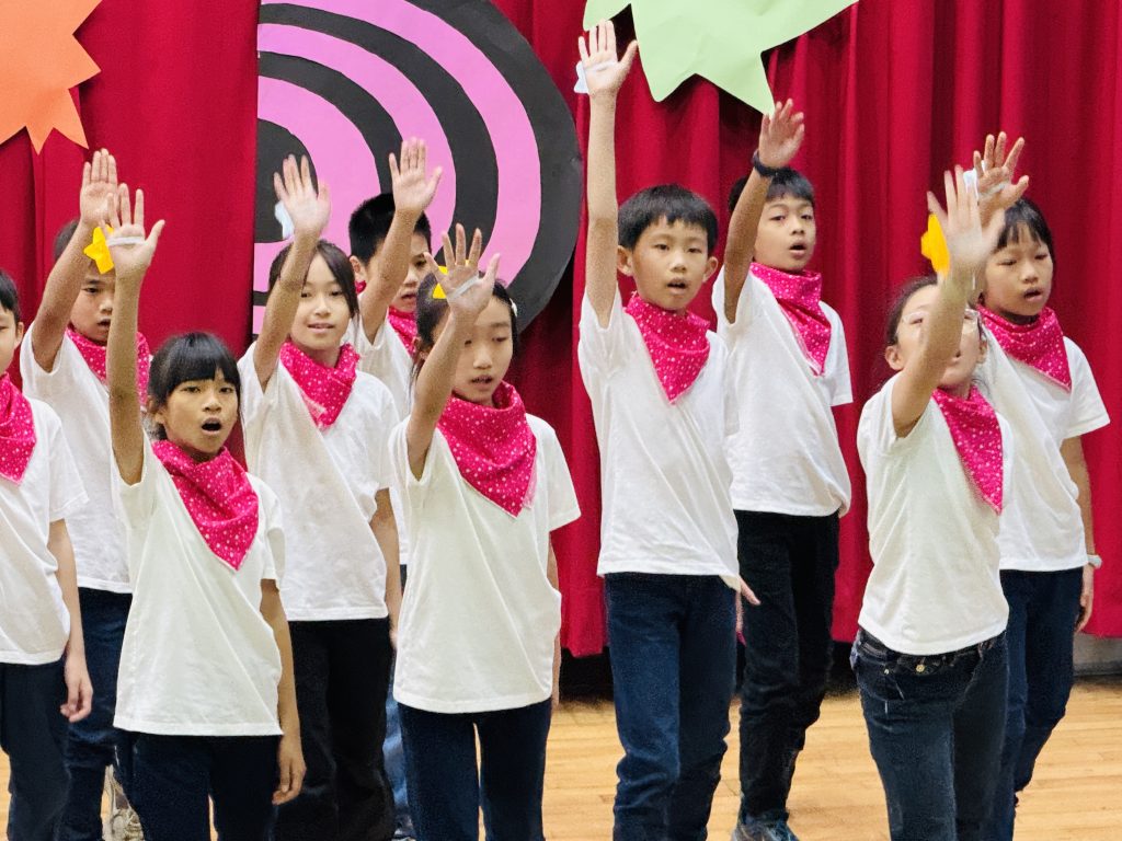 屏大附小英語歌謠發表會