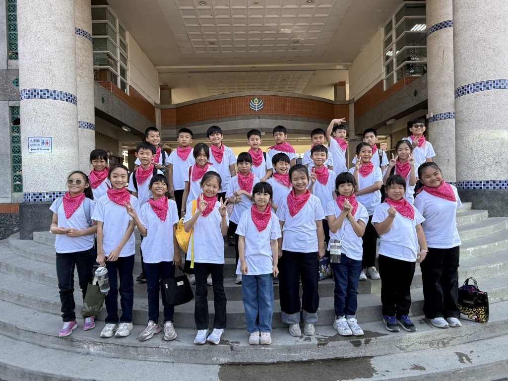 屏大附小參加屏東縣英語歌謠發表會